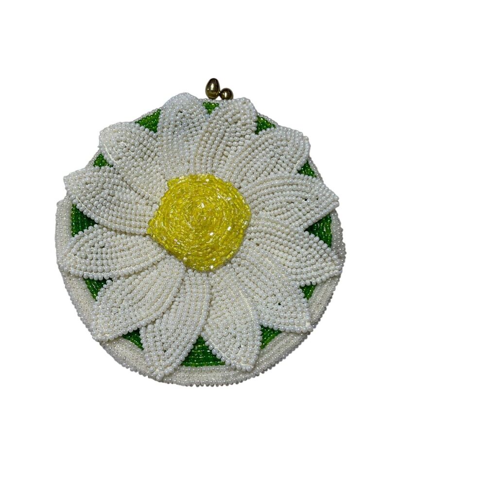 Delill Vintage 1965 Hand‎ Beaded Coin Purse Daisy
